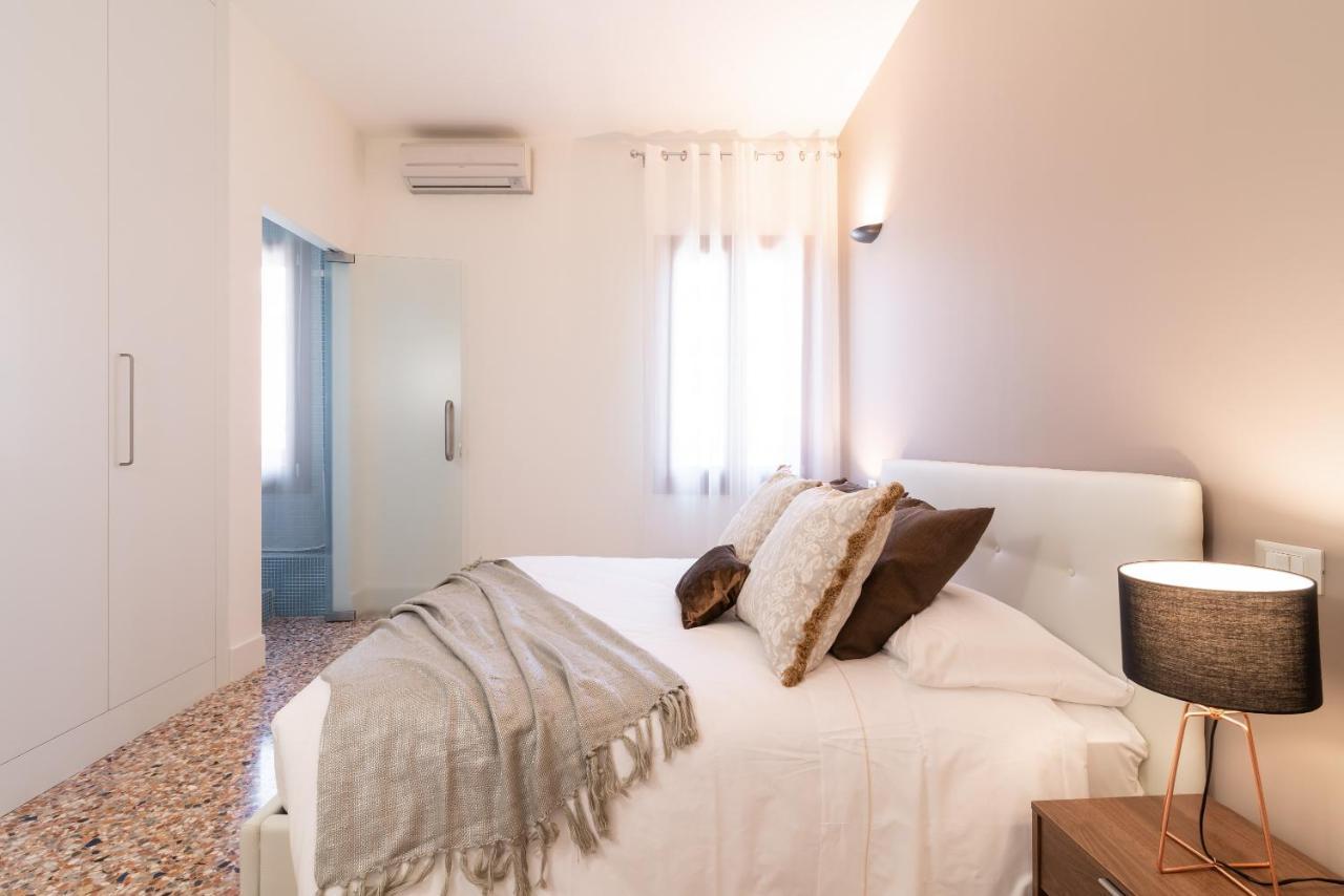 Casanova Deluxe Apartment By Wonderful Italy Venecia Exterior foto